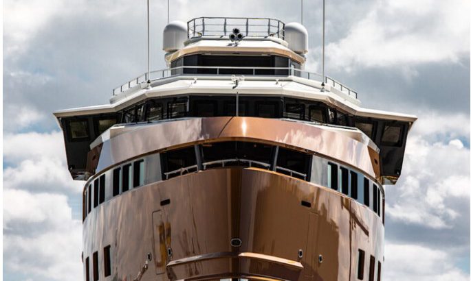 Forbes told what Tinkov's expedition yacht looks like