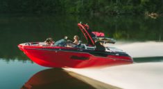 Malibu Boats презентовала компактную версию премиального катера М240