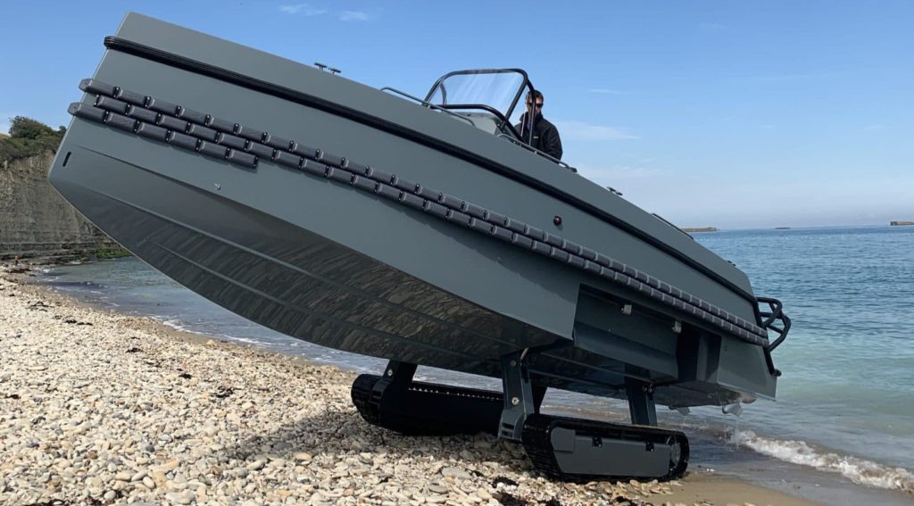 The US Navy is testing French Iguana Interceptor boats