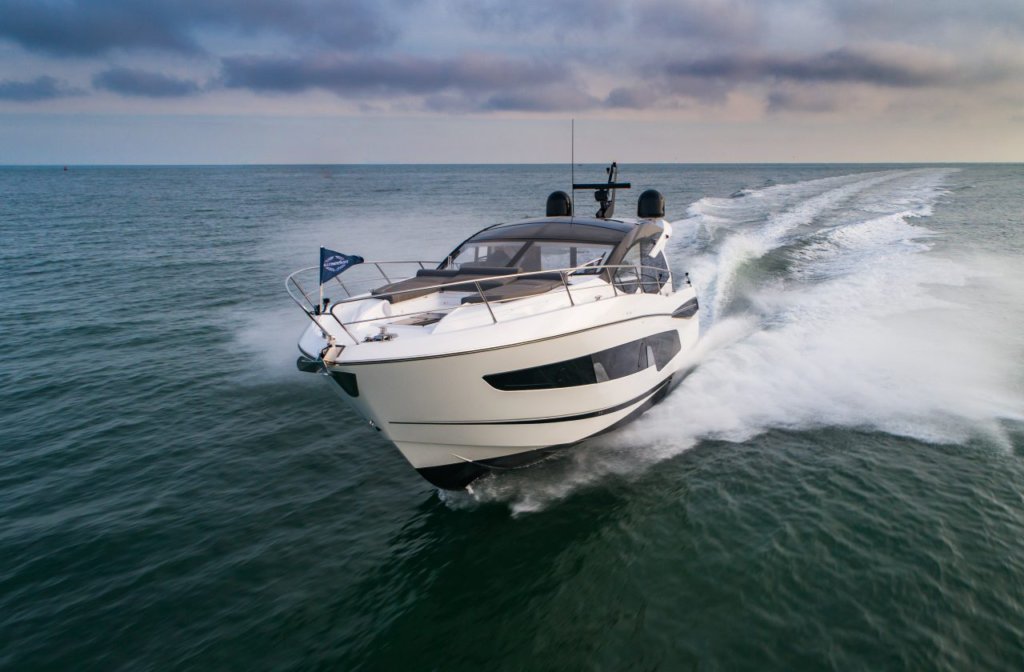 Sunseeker International presented the luxury yacht Predator 55 EVO