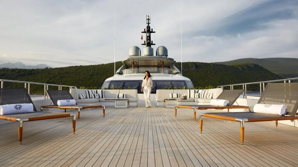 Верфь Heesen показала яхту совладельца «Лукойла»