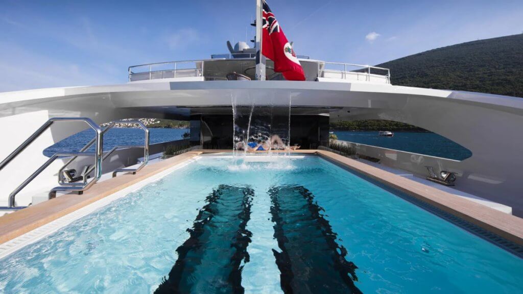 Верфь Heesen показала яхту совладельца «Лукойла»