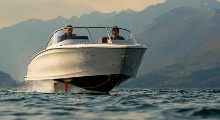 Swedish flying boat to save Venice canals