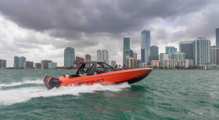 Mercedes-AMG Introduces 2250 HP Race Boat